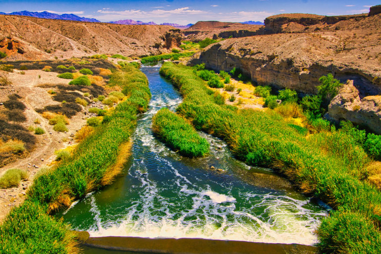 image represents low water levels in Southwest U.S.