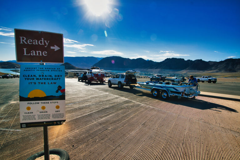Lake Mead low water, Water Drought, Dry Lake,