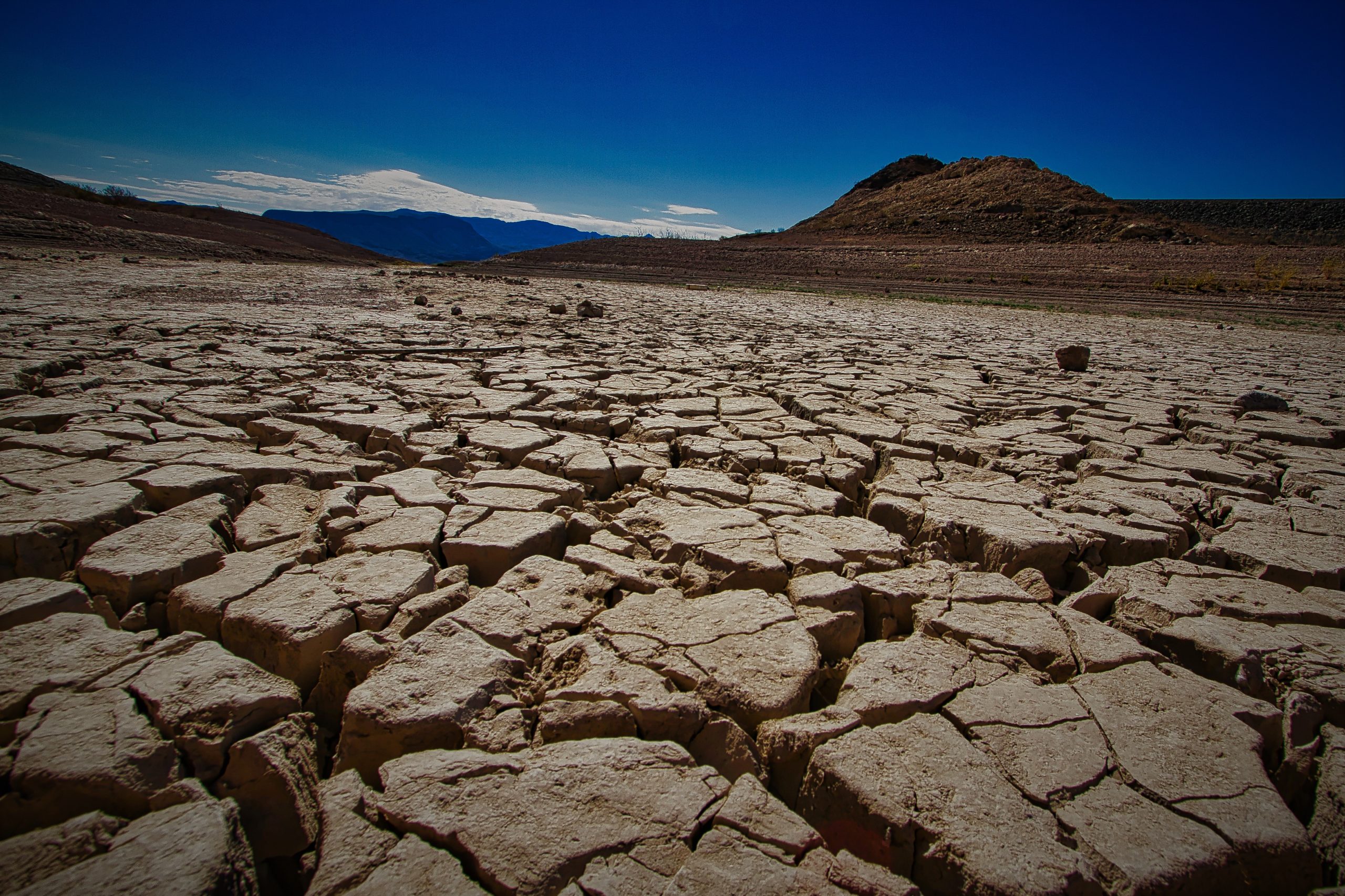 Lake Mead low water, Water Drought, Dry Lake,