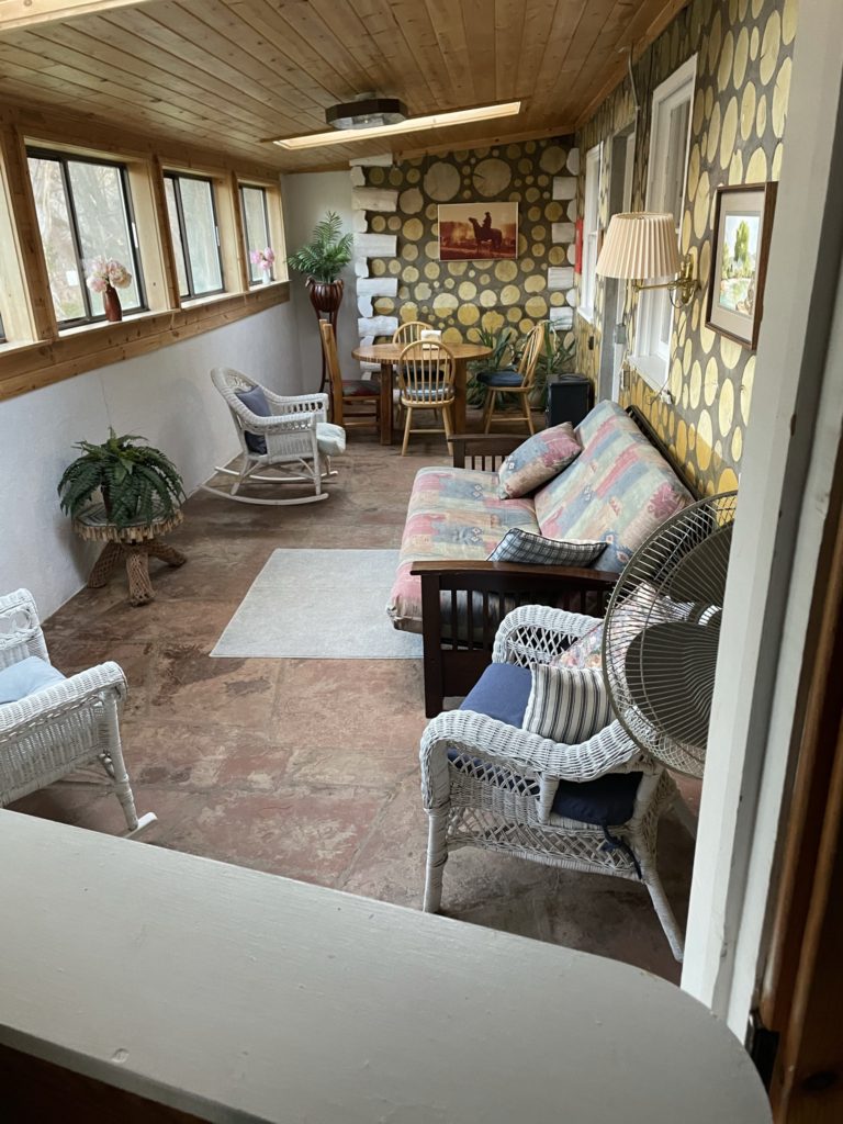 image represents cabin in the woods, jerome arizona, airbnb